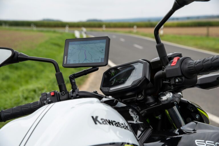 découvrez une application gps intuitive et efficace pour vous guider dans tous vos déplacements, que ce soit en ville ou en pleine nature. téléchargez maintenant et explorez le monde avec confiance.