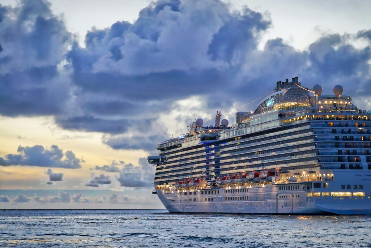 découvrez des croisières exceptionnelles vers les destinations les plus prisées avec notre sélection de croisières de luxe, croisières fluviales et croisières en mer.