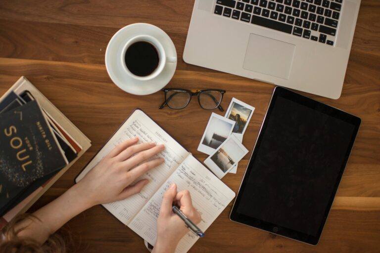 découvrez les dernières actualités et informations à travers le journal, un média incontournable pour rester informé de l'actualité nationale et internationale.