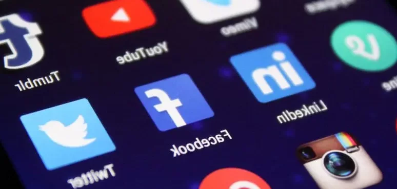 Les tarifs d’un Community Manager en 2023 : Investissement et Retour sur Investissement