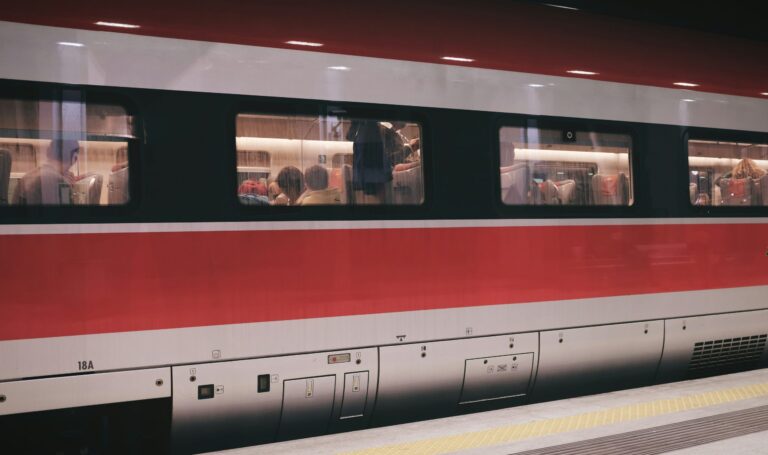 consultez facilement les horaires des trains et organisez vos déplacements avec notre planificateur de voyage en ligne.