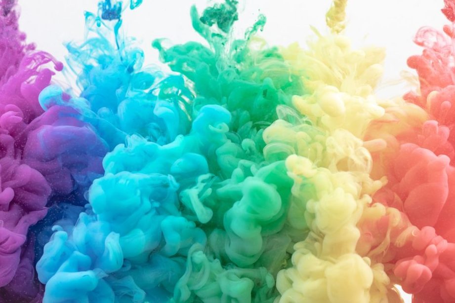 Les Secrets d’un Flyer Irresistible pour Votre Institut de Beauté: Stratégies et Astuces Gagnantes