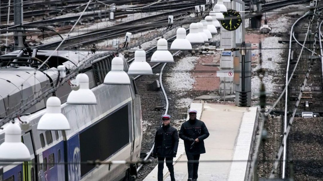 Voyage SNCF : comment réserver un vol ?
