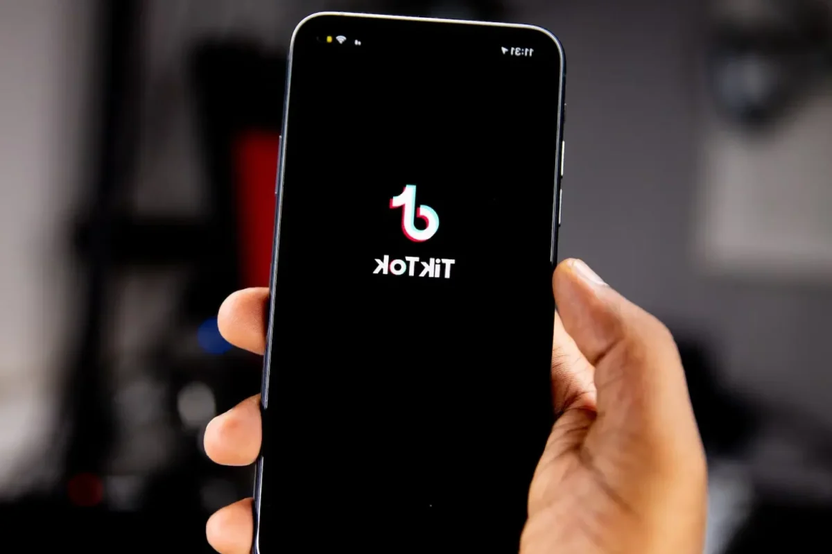 Les meilleures formations pour booster votre carrière en économie en 2023