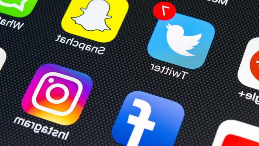 L’impact de Instagram sur le marché de la mode: une analyse économique sans filtre