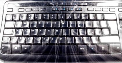 clavier ordinateur bureau